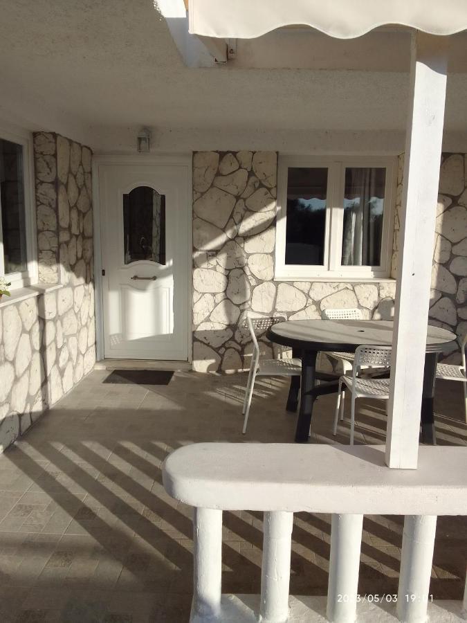 Antonia Family House Near Airport Apartment Pórto Ráfti Exterior photo